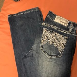 Grace in LA jeans. Never worn. Been sitting in my closet. Size 29